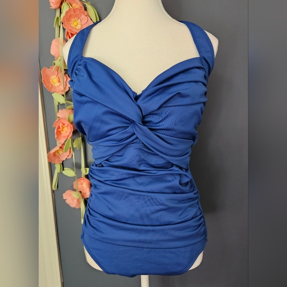 NWT Aquashape By Dolfin Ruched Halter Swimsuit Plus Size 20 - Picture 1 of 12